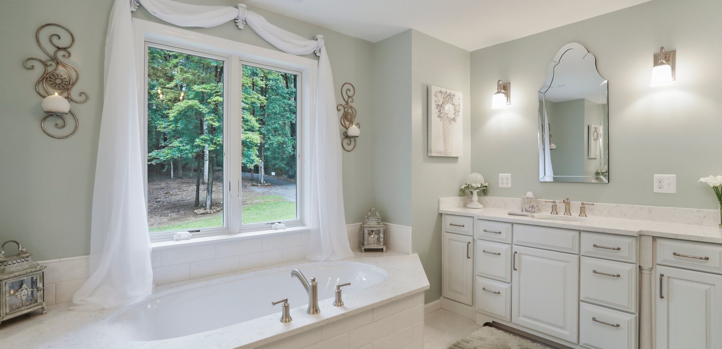 Modern kitchen remodel with custom cabinets